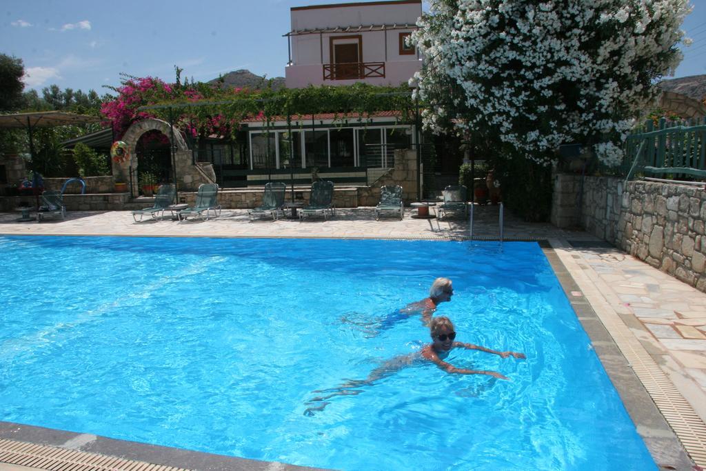 Armonia Hotel Matala  Exterior photo